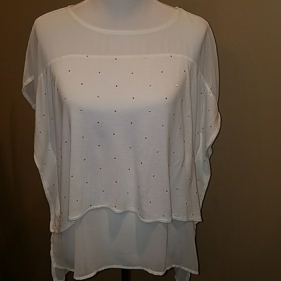 Jennifer Lopez White and Gold Flowy Layered Top - Picture 2 of 4